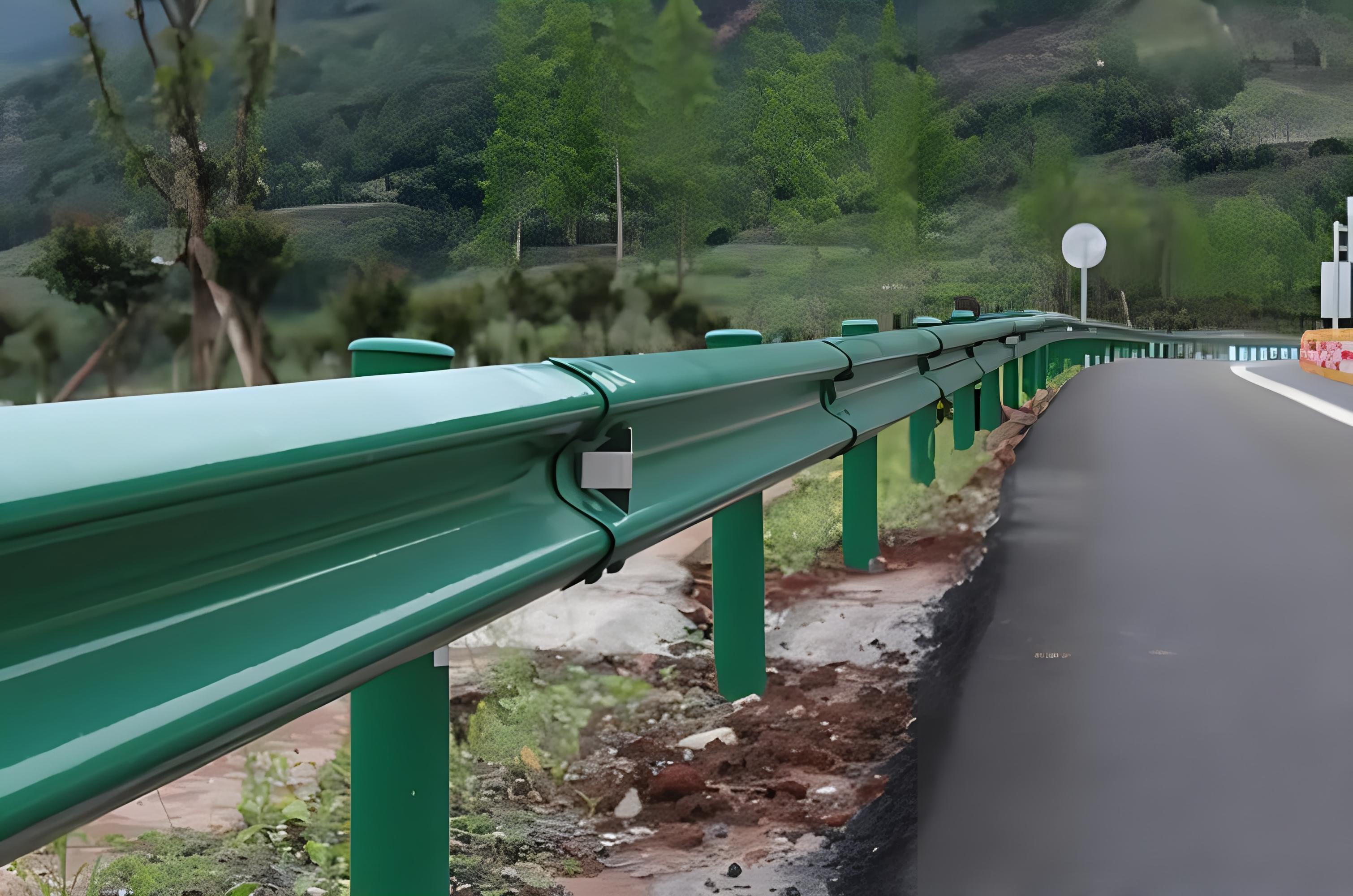 吉安波形护栏保护道路安全的重要设施